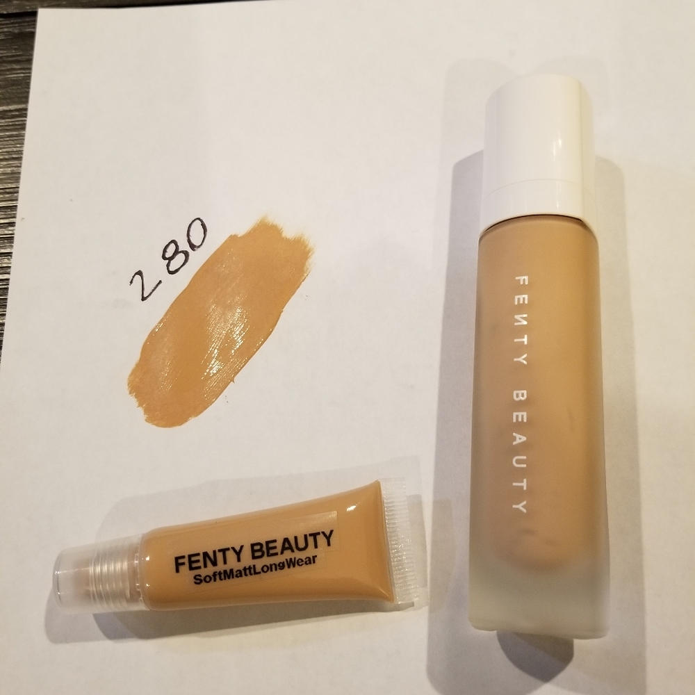 Fenty 280 SAMPLE Foundation
